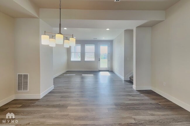 Building Photo - 10328 Milwaukee Cir