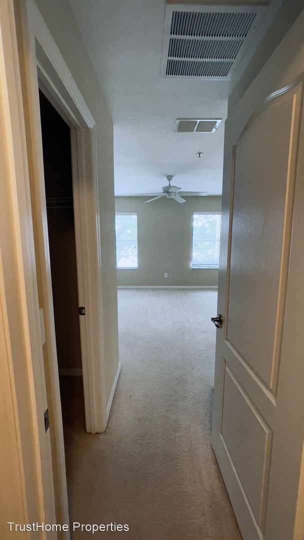 Building Photo - 3 br, 2.5 bath House - 3903 Oakington Place