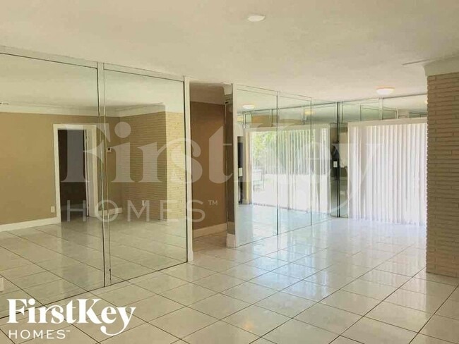 Foto del edificio - 2840 SW 2nd Ct