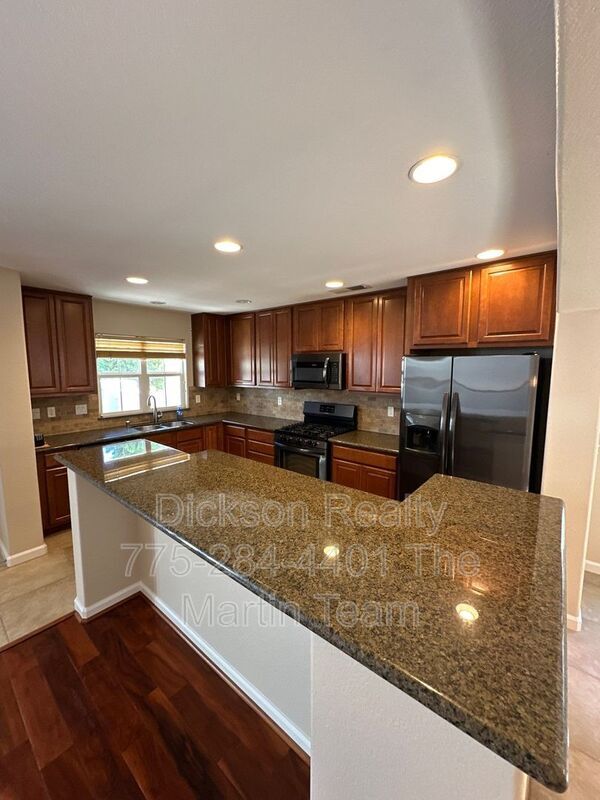 Foto del edificio - 7655 Pebblestone Way