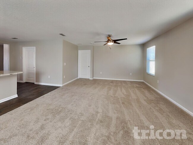 Foto del edificio - 12043 Sea Grove Pl