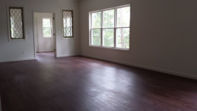 Building Photo - 708 S Henderson St