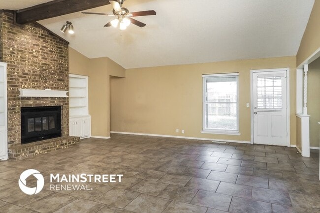 Building Photo - 2705 Pinto Trail