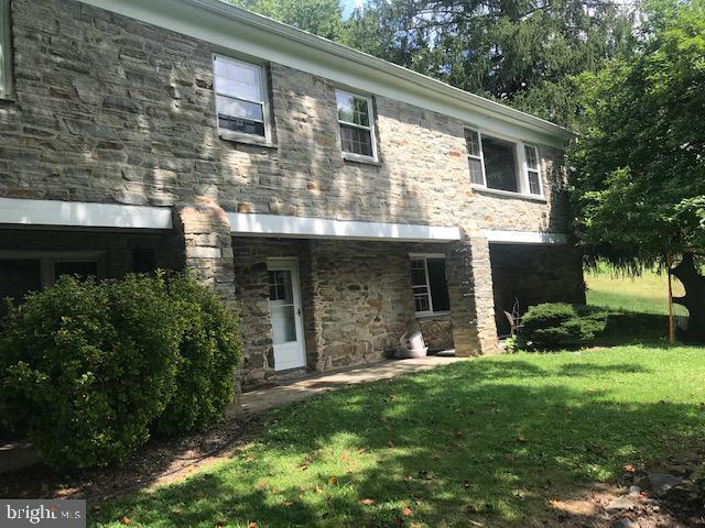 Building Photo - 2315 McComas Rd