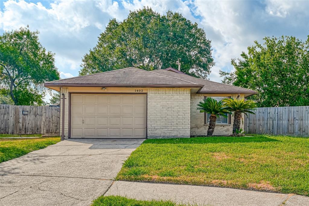 1402 Great Dover Cir, Channelview, TX 77530 House Rental in