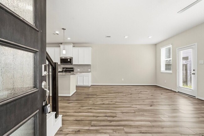Foto del edificio - 1516 Lakeline Oak Dr