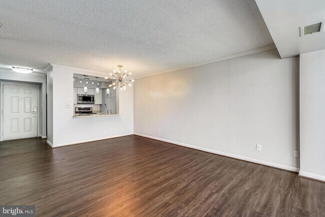 Building Photo - 1200 Braddock Pl