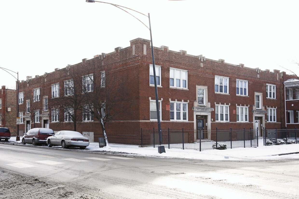 Primary Photo - 7601 S Peoria St