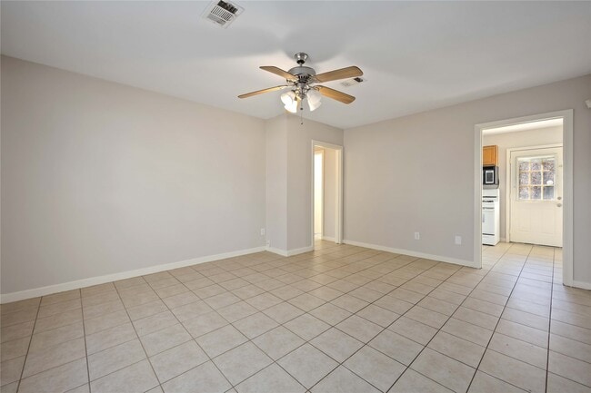 Building Photo - 6713 Barney Rd