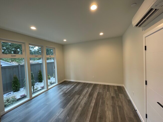 Foto del edificio - 23003 58th Ave W