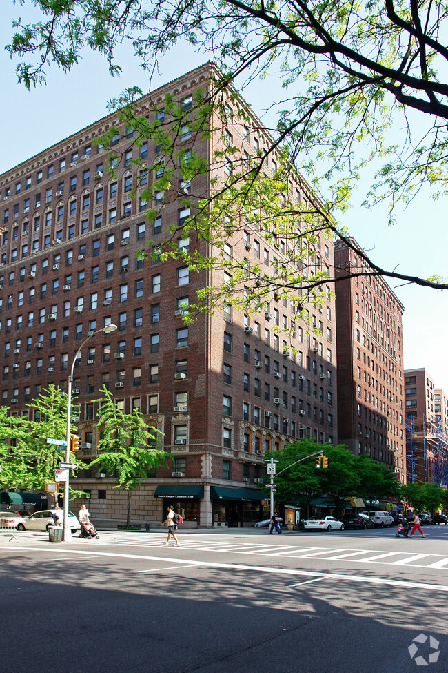 Building Photo - Chester Court