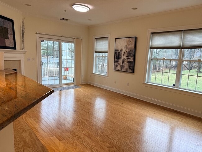 Photo - 2000 Davenport Ave Apartment