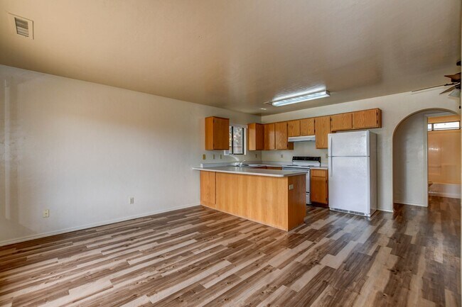 Foto del edificio - 6284 N Buckboard Dr