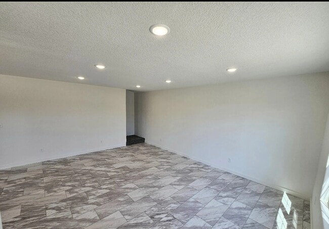 Building Photo - 1109 Euclid St