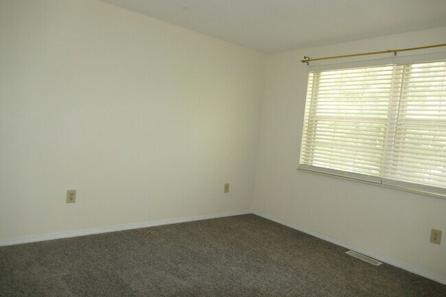 Foto del edificio - 3 Criswell Ln