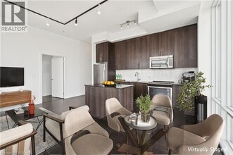 Building Photo - 85 Duke St W