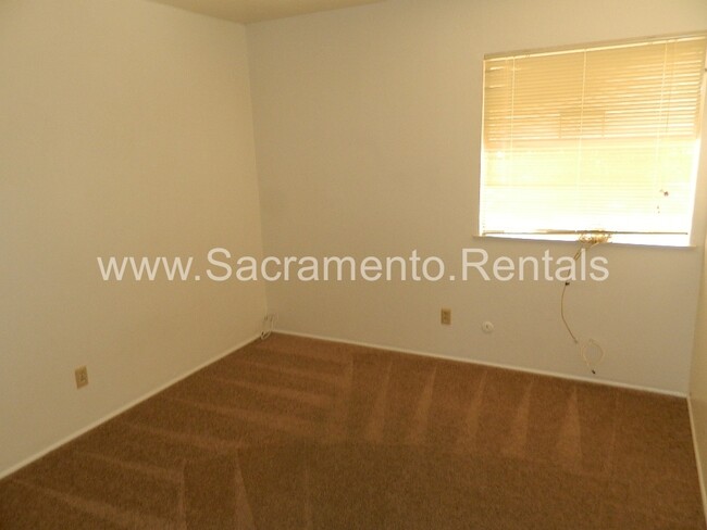 Foto del edificio - Charming Arden Area 3bd/1ba House with Garage