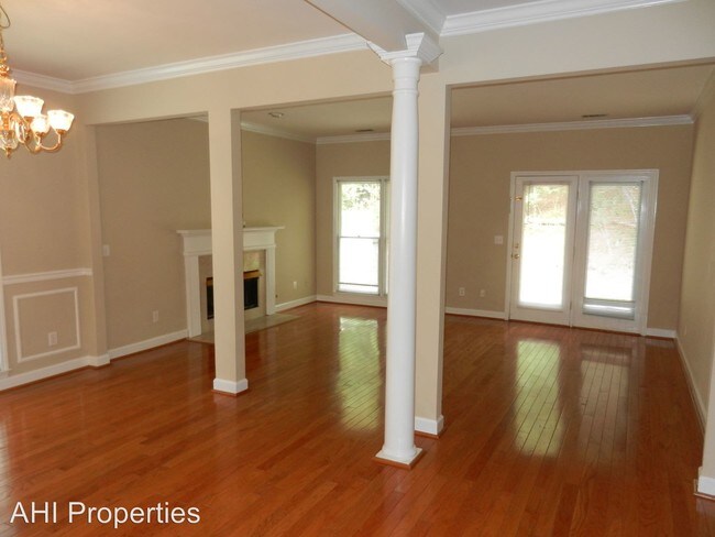 Building Photo - 3 br, 2 bath House - 145 Southlake Lane