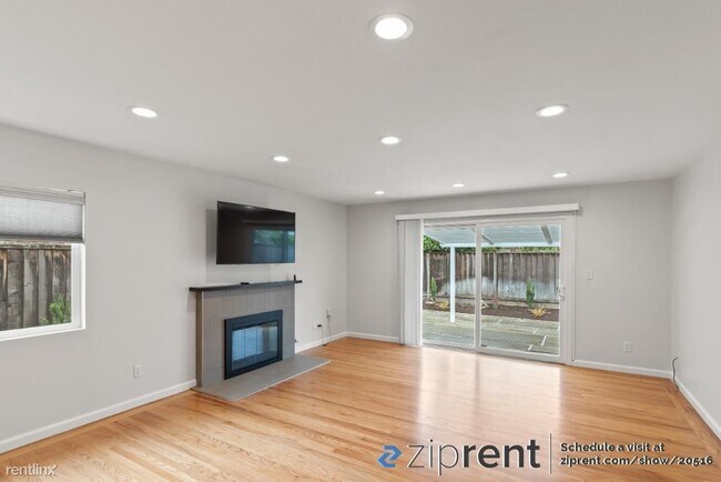Building Photo - 3 br, 2 bath House - 823 S Mary Ave, Sunny...