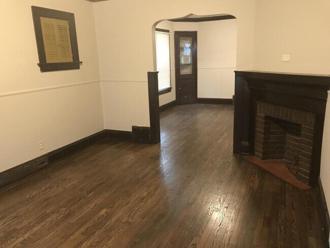 Foto del edificio - 3614 West 120th Street #01