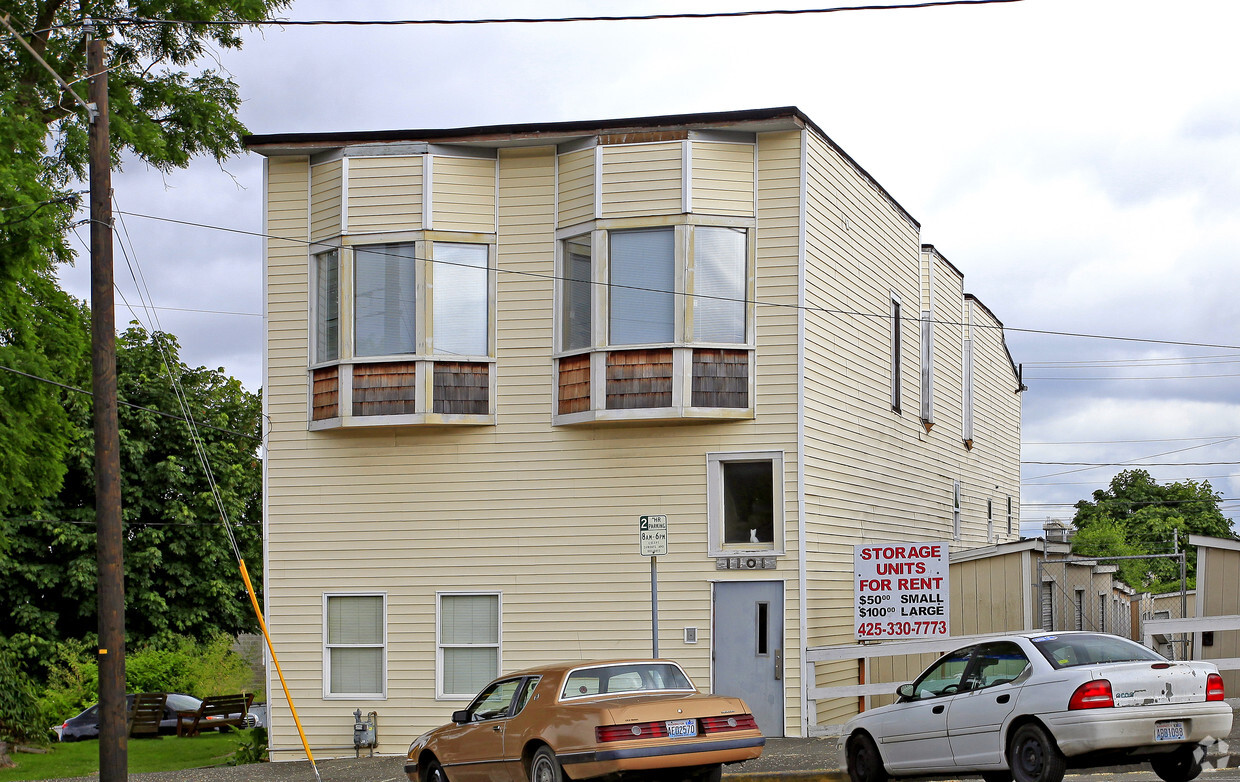 Primary Photo - Waterview Apartments