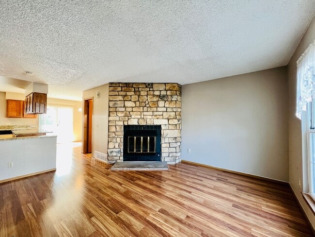 Building Photo - $0 DEPOSIT OPTION. COBBLESTONE VILLAGE GEM...