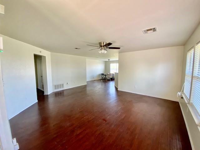 Foto del edificio - 1206 Amberwood Loop