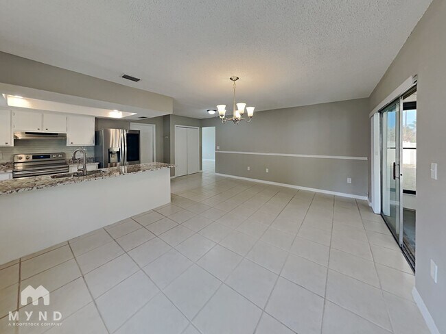 Foto del edificio - 6339 Langston Ave