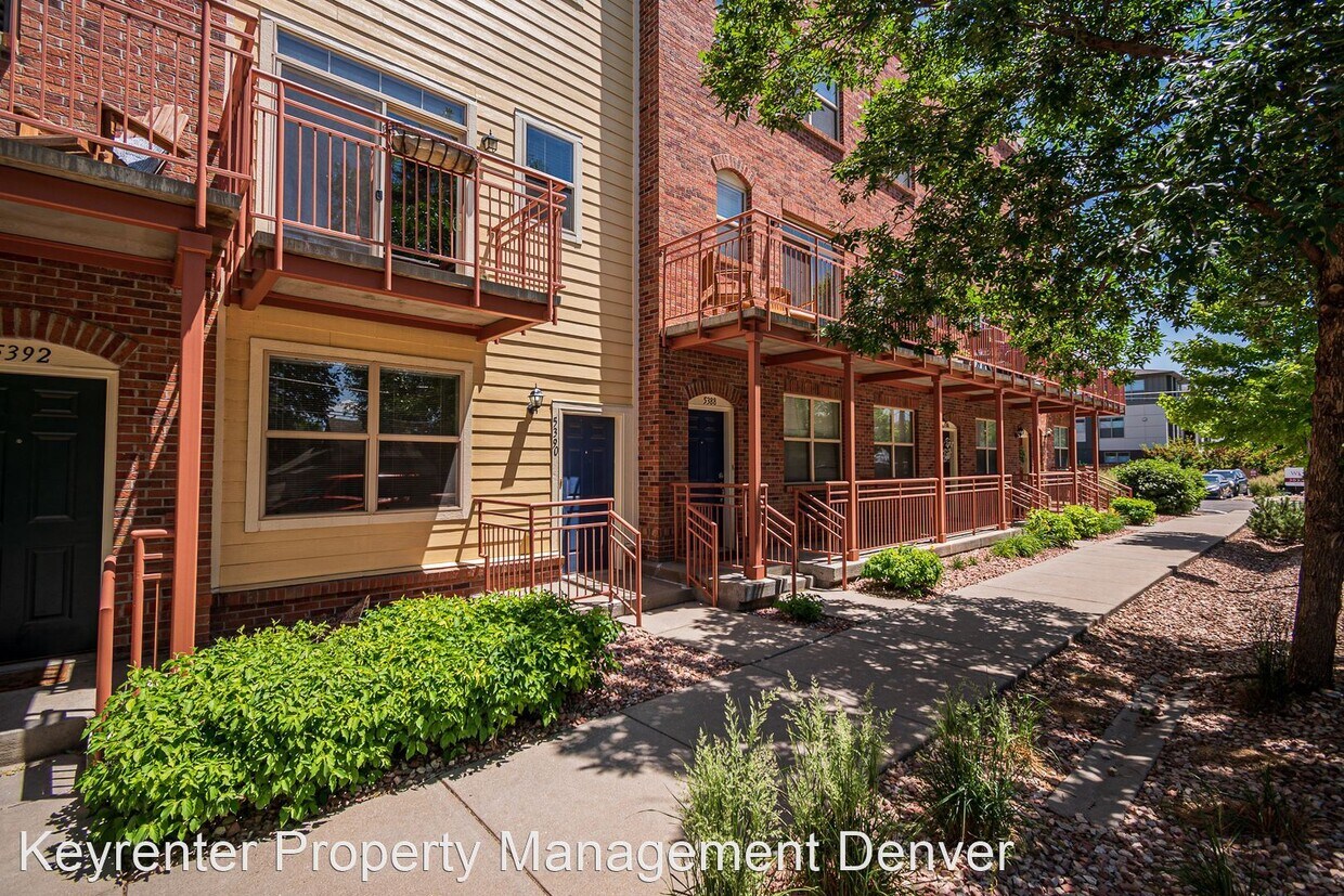 3 br, 2.5 bath House 5390 Allison St House Rental in Arvada, CO