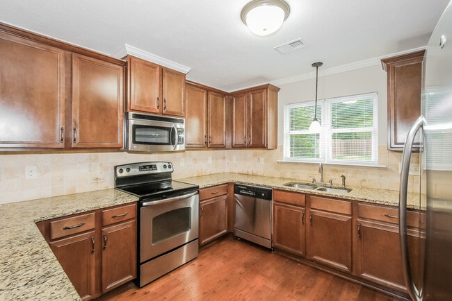 Building Photo - Beautiful 3 Bedroom Home in Grovetown, GA