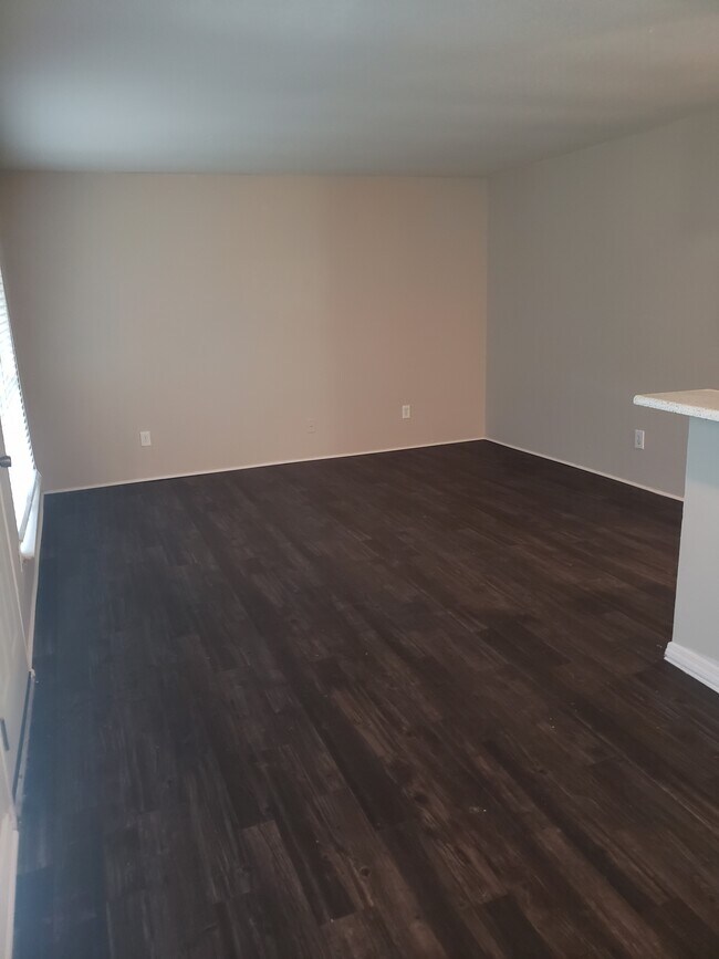 Texas Angleton Ranch Apartments in Angleton, TX