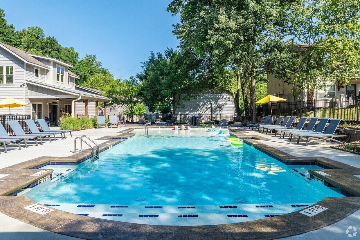 Northshore Village Apartments in Chattanooga, TN