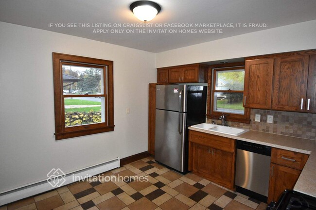 Foto del edificio - 3942 Polk St NE