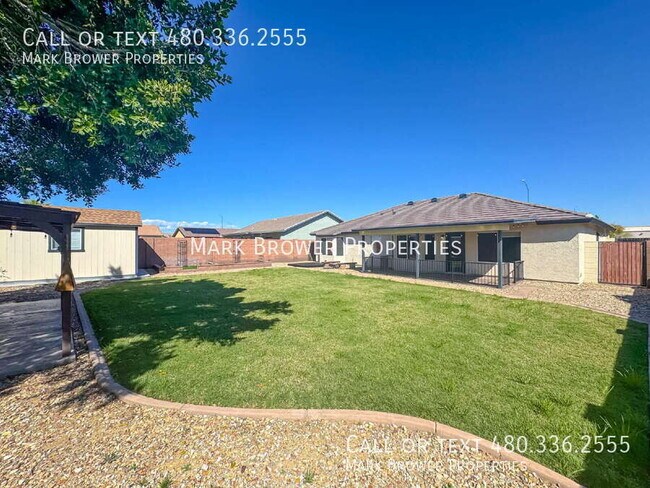 Foto del edificio - 566 S Esmeralda