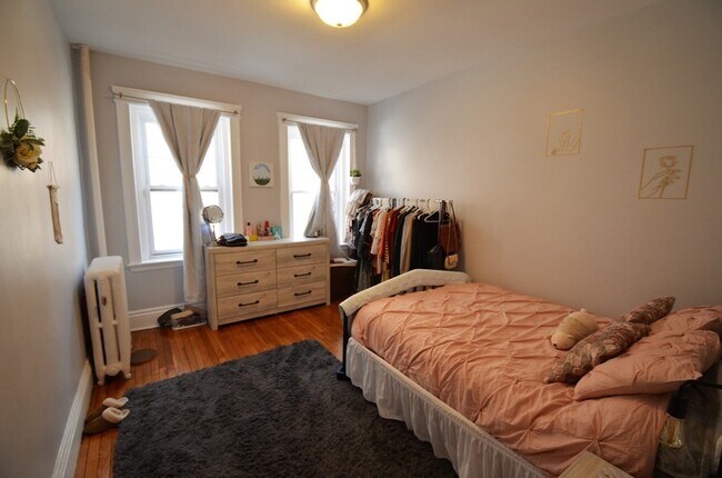 Foto del edificio - 36 Queensberry St