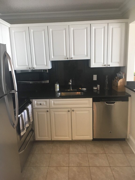Foto principal - 112 W Maple St