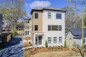 Building Photo - 1050 Snyder St NW