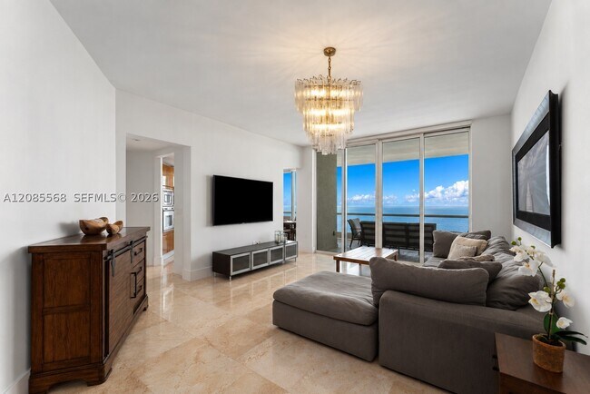 Foto del edificio - 16047 Collins Ave