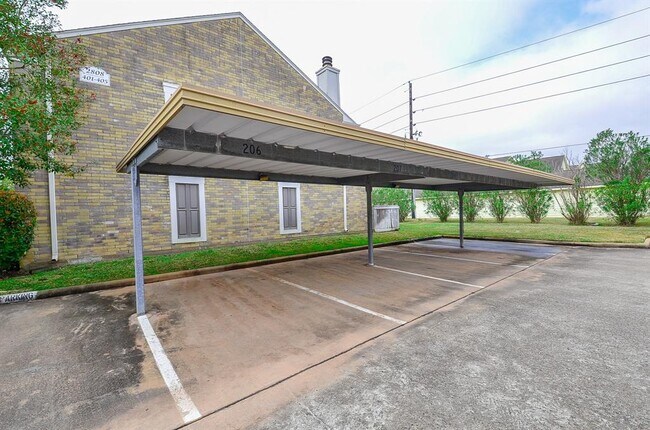 Building Photo - 2808 Grants Lake Blvd