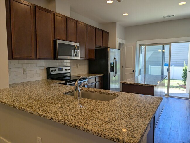 Foto del edificio - Beautiful Townhome located in Brightwalk!