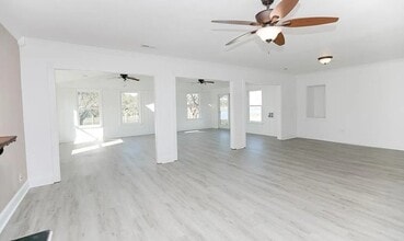 Building Photo - 36 Adriatic Dr