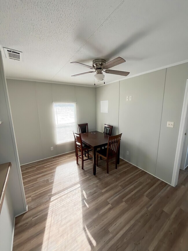 Foto del edificio - 110 N Michigan St