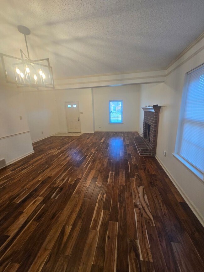 Building Photo - 4123 Tunbridge Pl