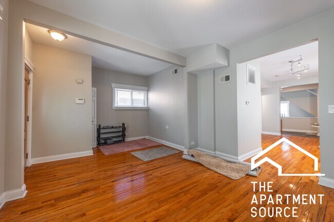 Foto del edificio - 4319 N Lawndale Ave