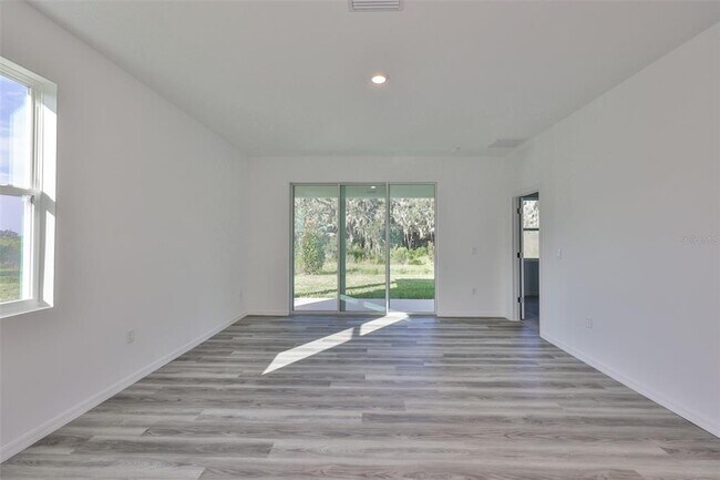 Foto del edificio - 4021 Westwood Flds Lp