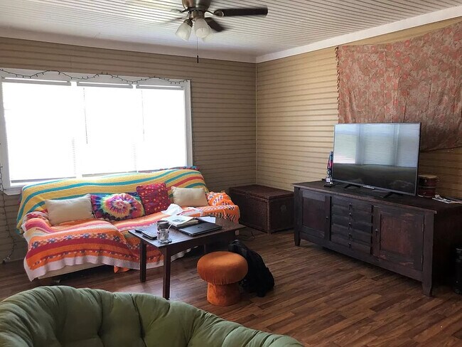 Foto del edificio - 111 N Irwin St