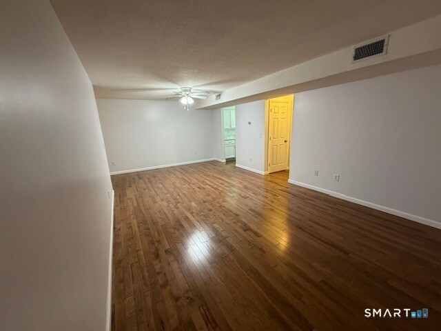 Foto del edificio - 2 Concorde Way