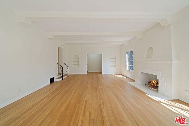 Foto del edificio - 165 Mansfield Ave