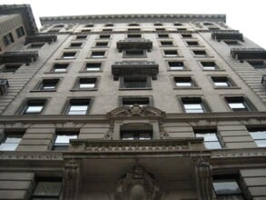 Building Photo - 21 Beacon St