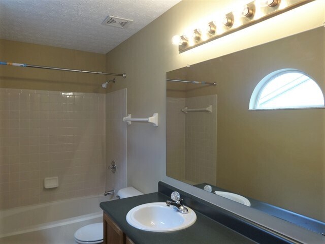 Building Photo - 2927 Blue Moon Dr
